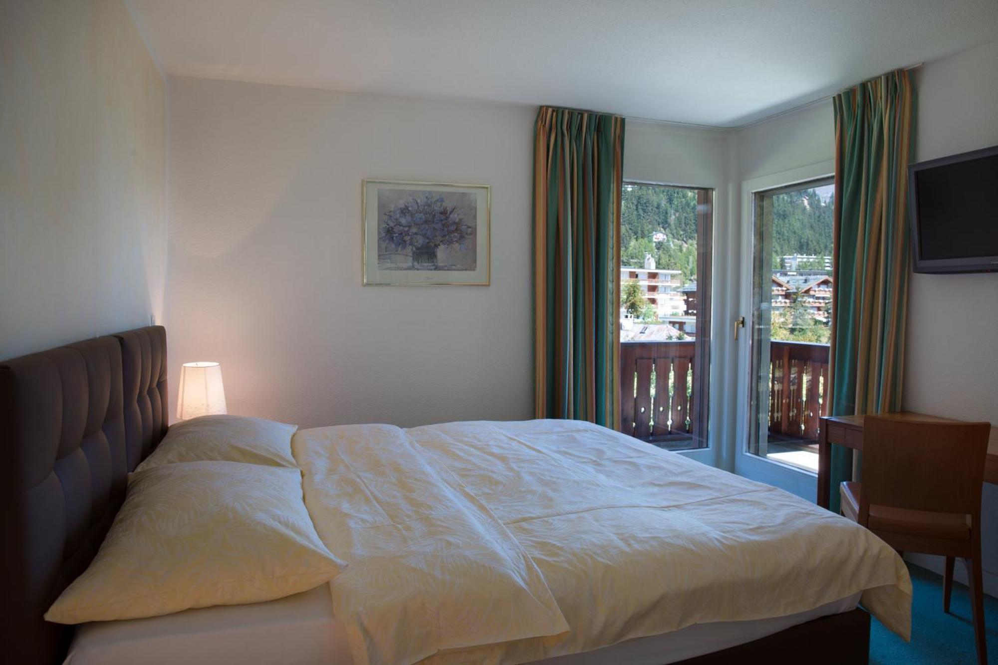Hotel Helvetia Intergolf Crans-Montana Exterior foto