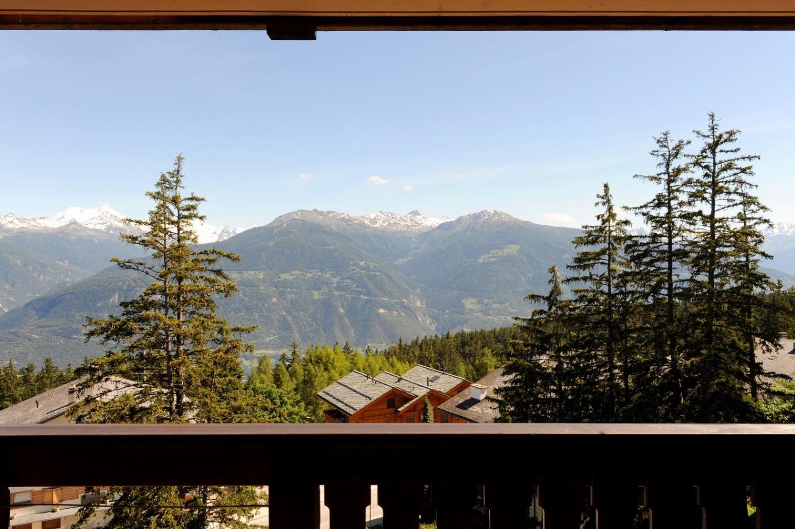 Hotel Helvetia Intergolf Crans-Montana Exterior foto