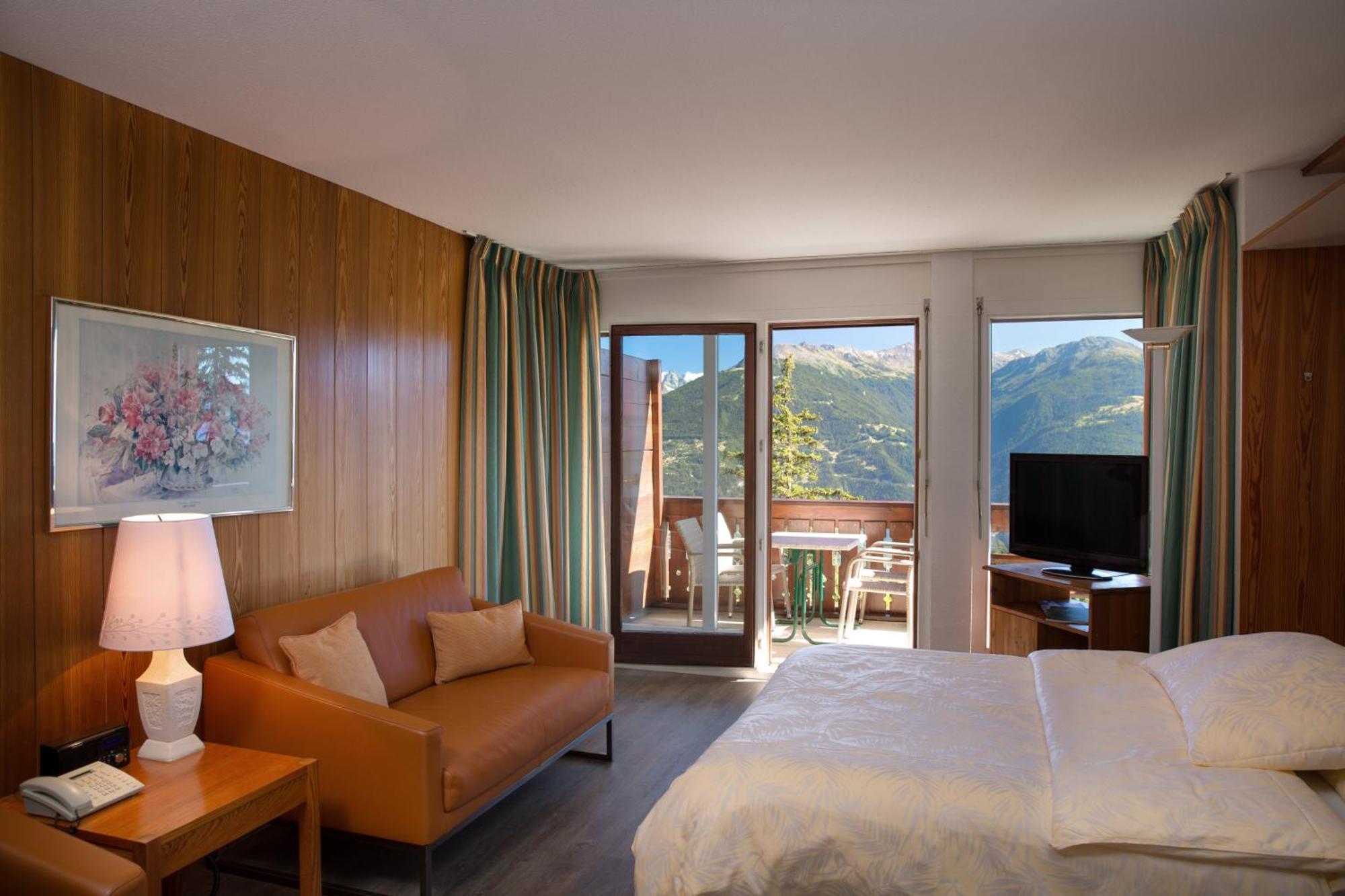 Hotel Helvetia Intergolf Crans-Montana Exterior foto