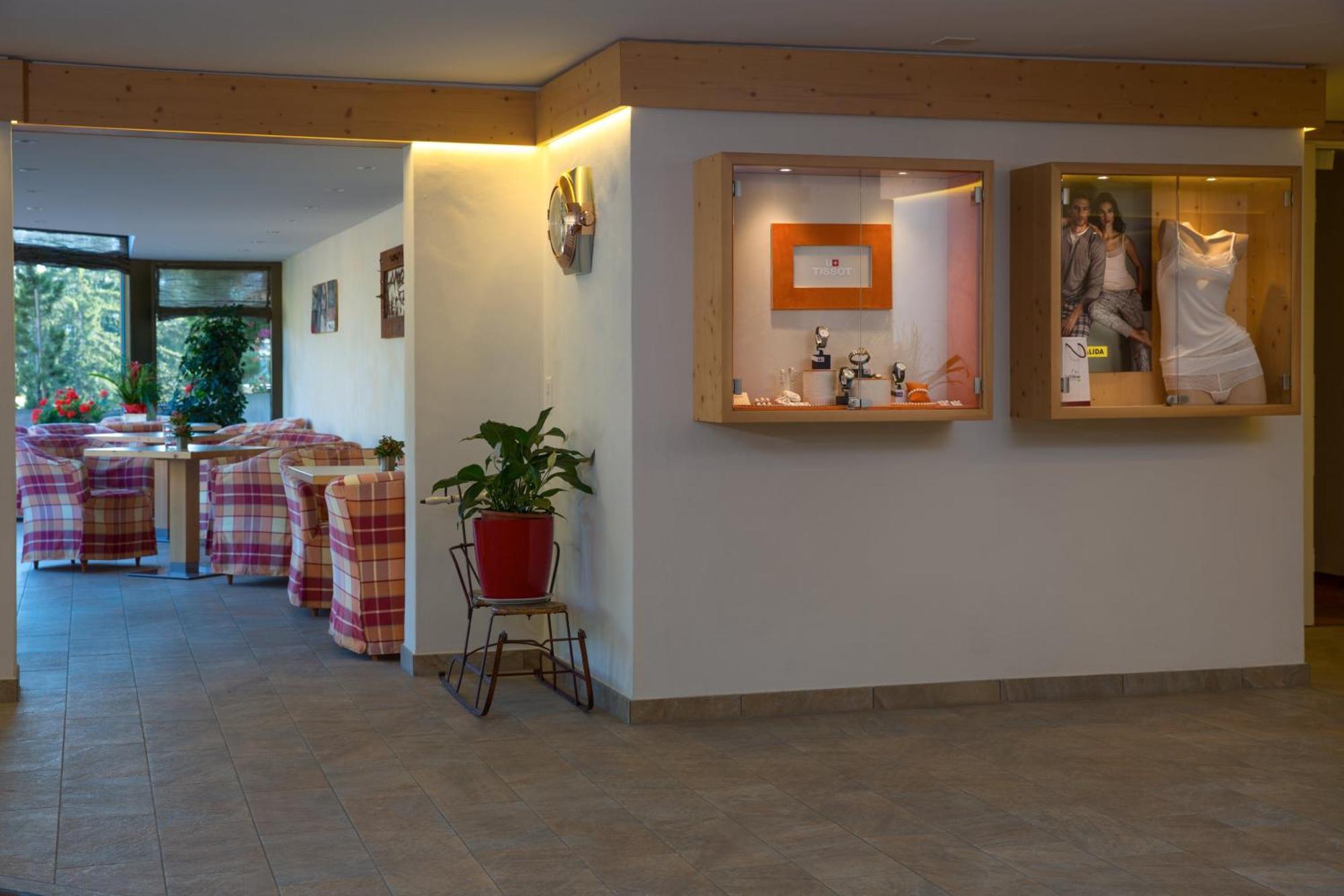 Hotel Helvetia Intergolf Crans-Montana Exterior foto