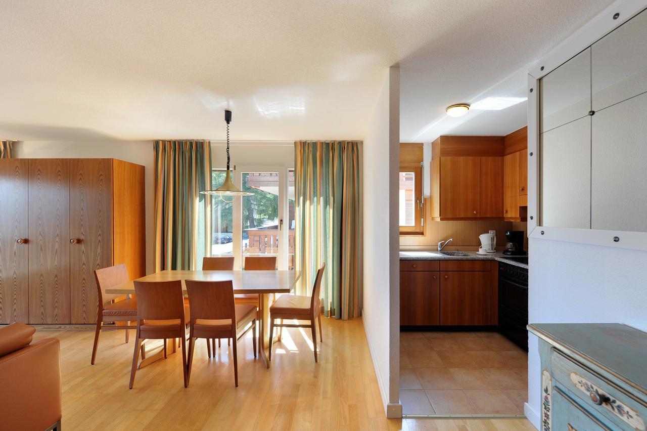 Hotel Helvetia Intergolf Crans-Montana Quarto foto
